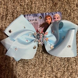 Brand new Elsa frozen bow